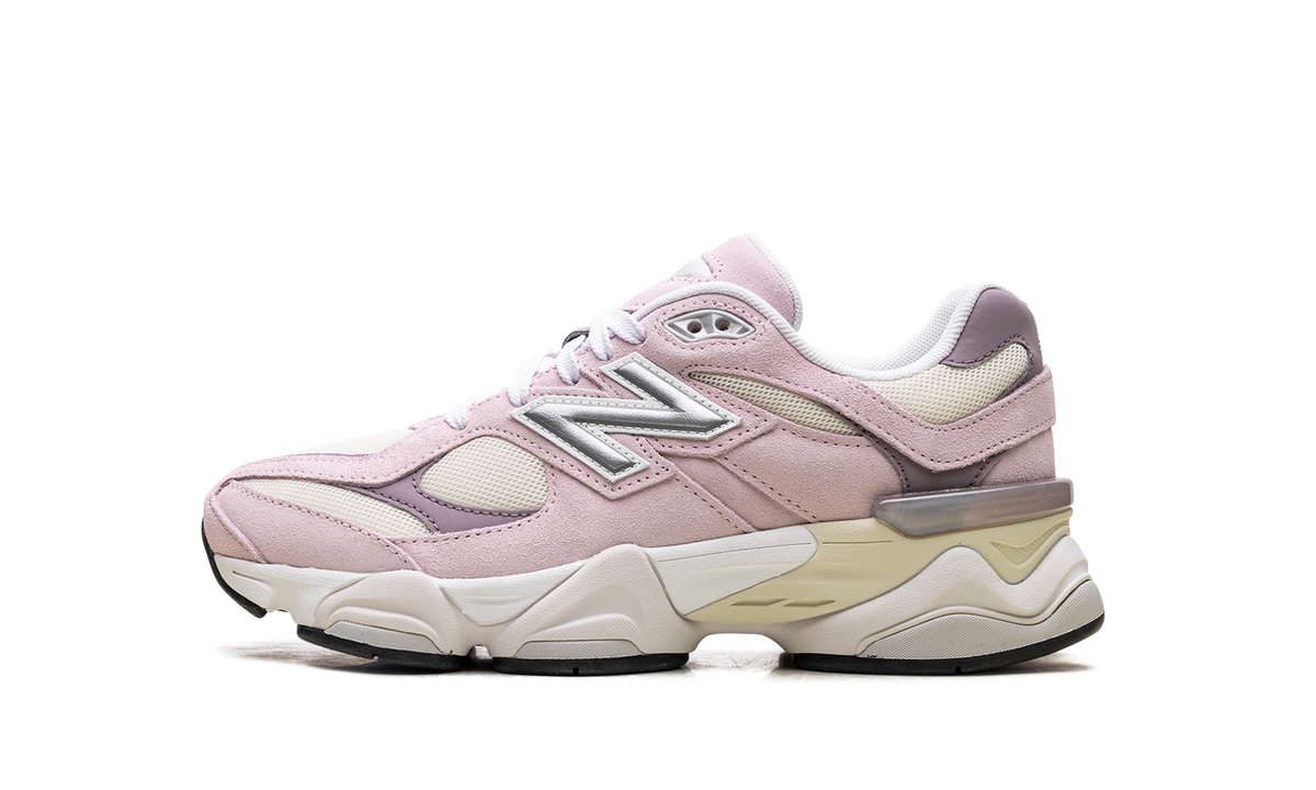9060 GS "Pink White" GC9060BE