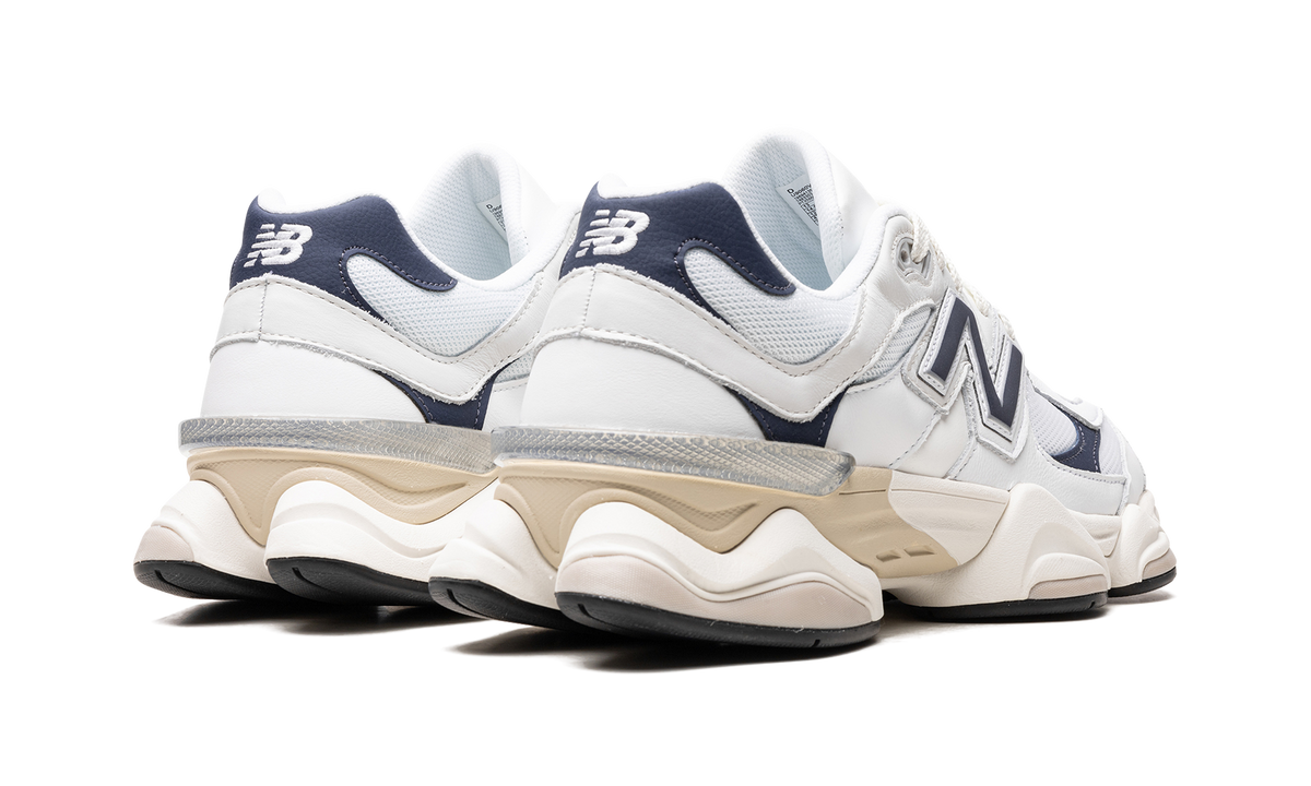 9060 "White / Navy" U9060VNB